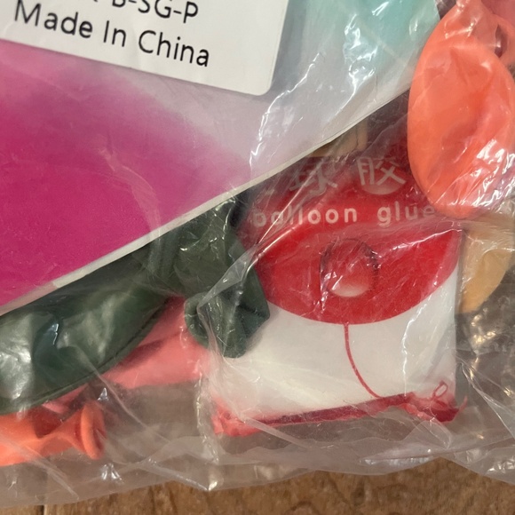 New Balloon Garland Kit - Picture 8 of 9